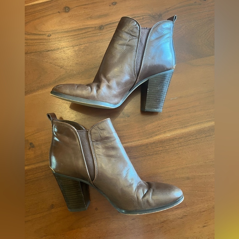 Michael Kors Ankle Boot - Picture 5 of 7